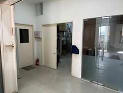 Guan Hua Warehouse Building (D13), Factory #527250441